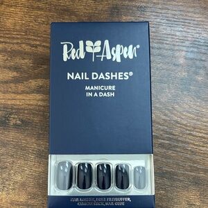 Red Aspen Nail Dashes Set - Reina’s rainboots